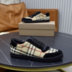 Burberry Low Shoes